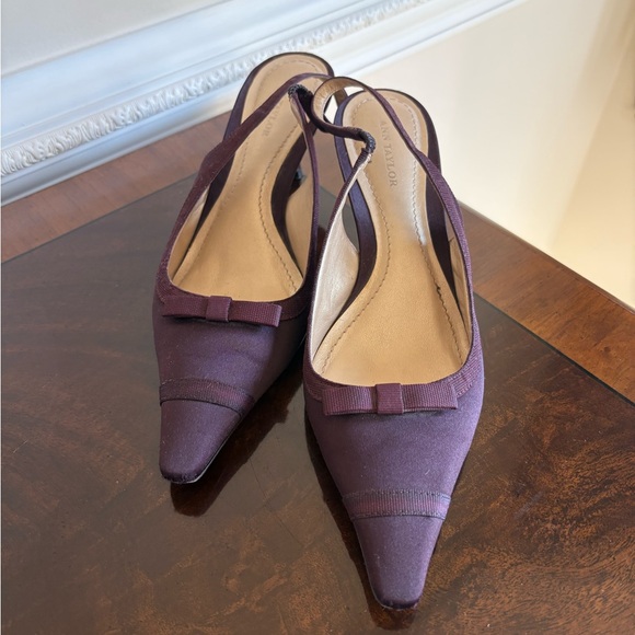 Ellen Tracy Plum Slingback Heels - Picture 2 of 5